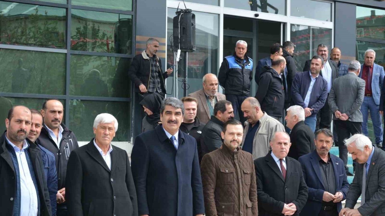 Aşkale Belediyesi araç filosunu güçlendirdi