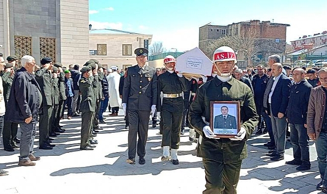 Askeri öğrenci memleketi Kars'ta toprağa verildi