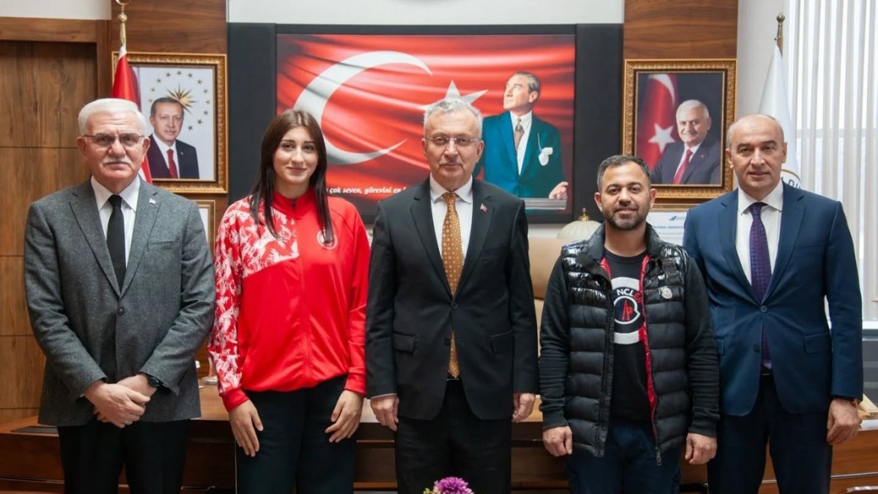 Avrupa şampiyonundan Rektör Levent’e ziyaret