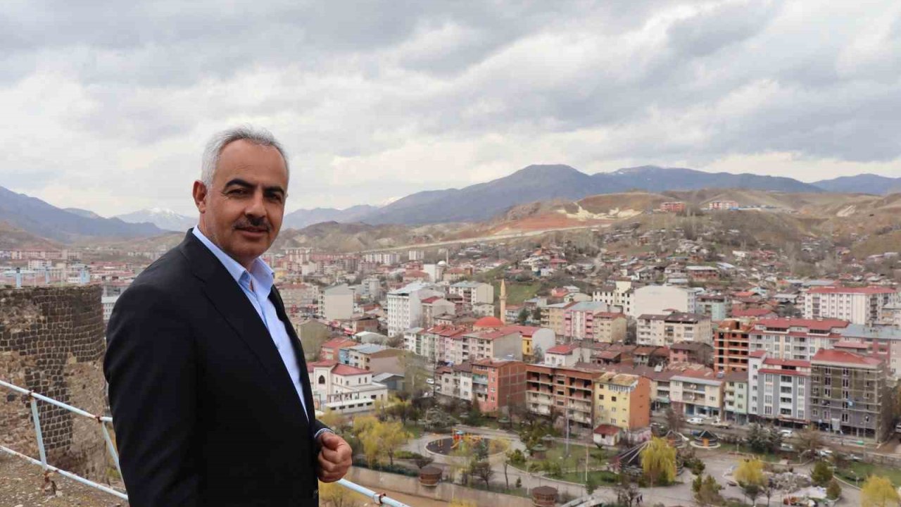 Başkan Çelebi: "Her şey Oltu için"