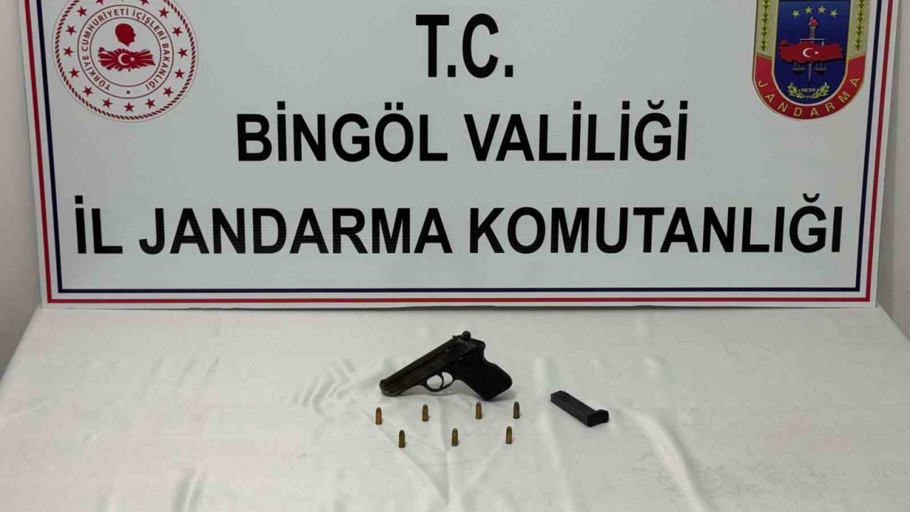 Bingöl’de ruhsatsız silah ele geçirildi