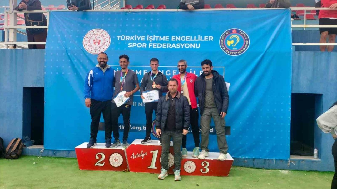 Bitlisli işitme engelli sporcu Türkiye birincisi oldu