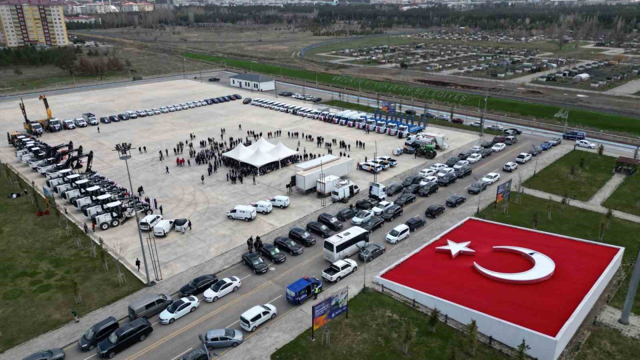 Büyükşehir’den yeni bir dev yatırım daha: 18. araç filosu
