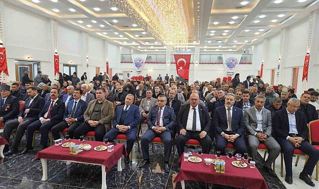 Darende ilçesinde bayramlaşma töreni düzenlendi