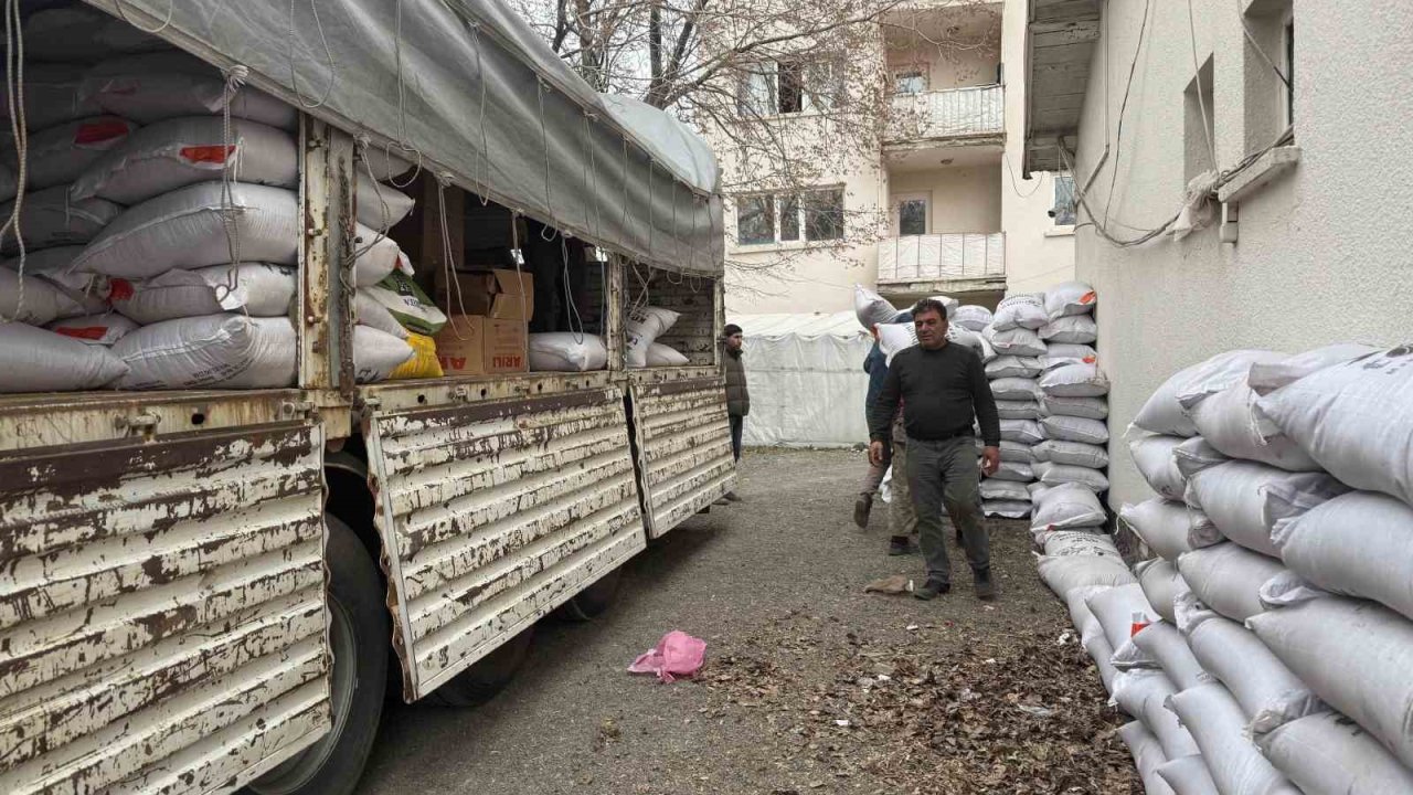 Diyadin’de çiftçiye korunga tohumu desteği