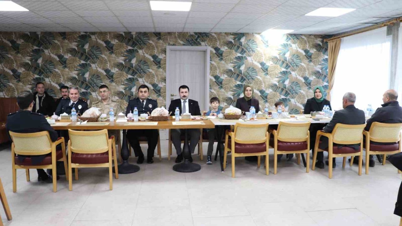 Diyadin’de polisler için yemek programı