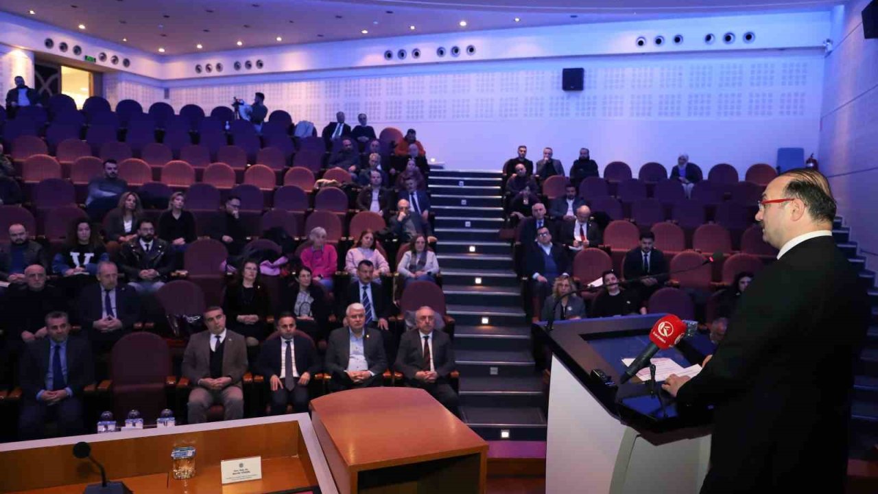 Ermenilerin Erzurum’a yönelik talepleri konulu panel Atatürk Üniversitesi ev sahipliğinde düzenlendi