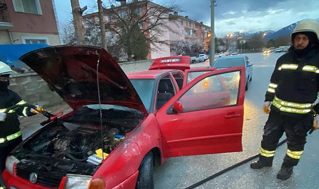 Erzincan'da araç yangını