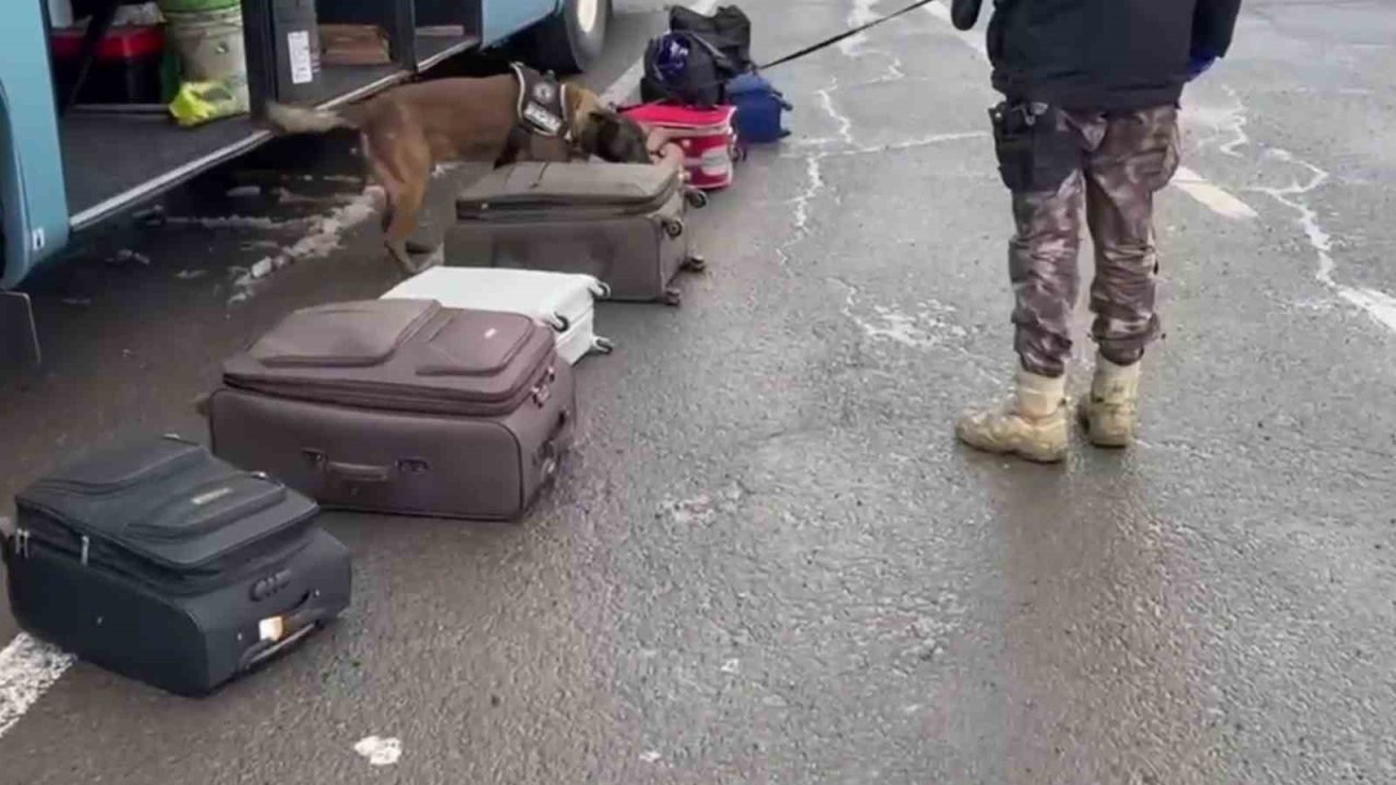 Erzurum polisinden uyuşturucu tacirlerine net mesaj