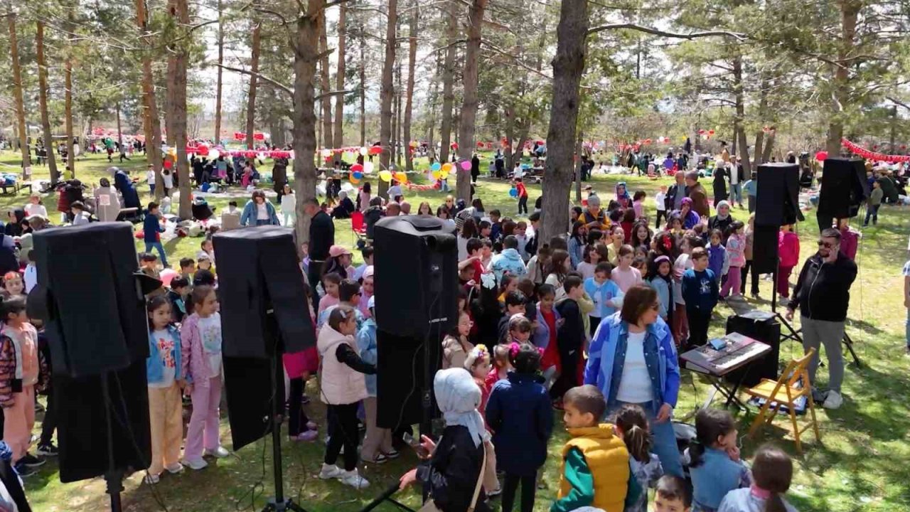 Erzurum’da 23 Nisan pikniği