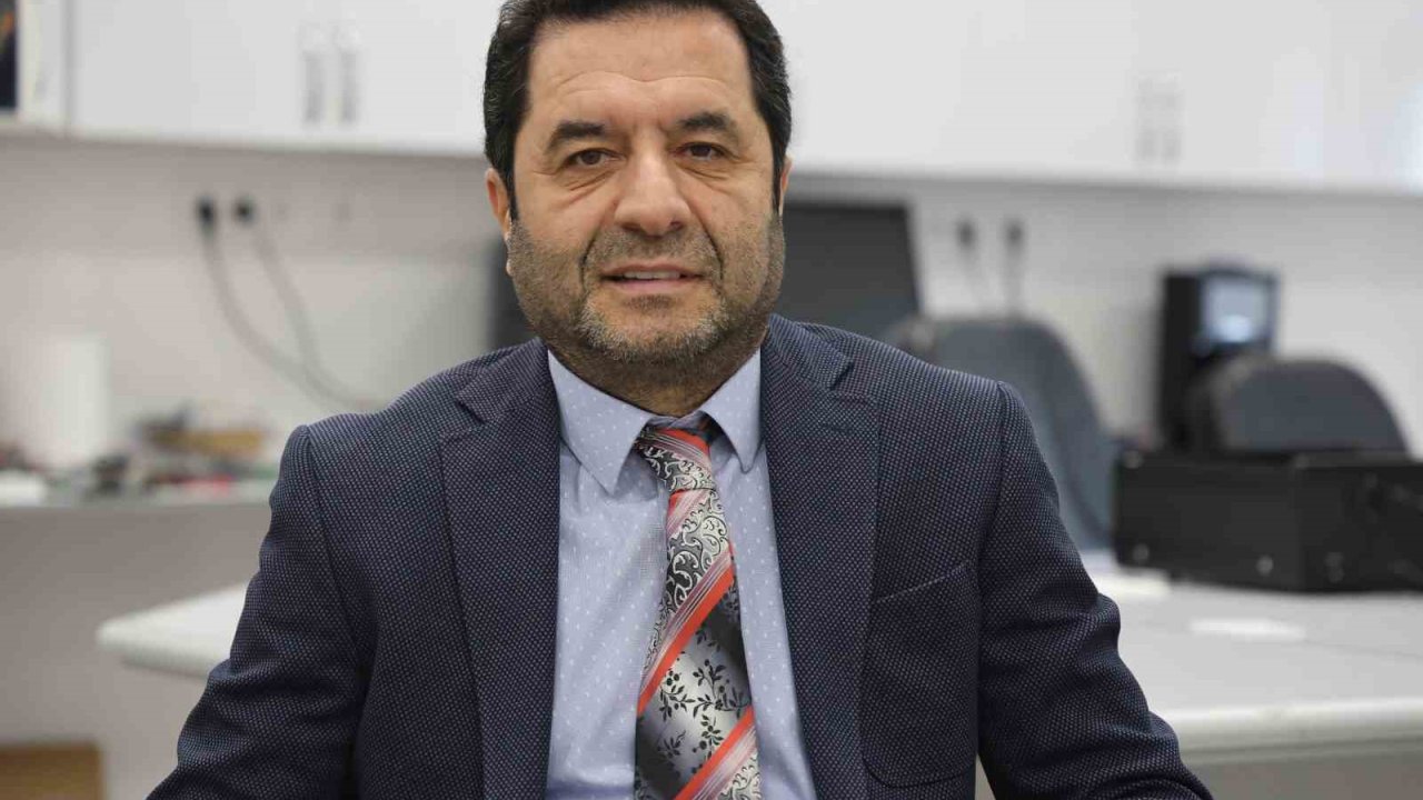 Foton teorisini ispatlayan Türk profesör Yakuphanoğlu’ndan çarpıcı ABD gümrük vergisi yorumu
