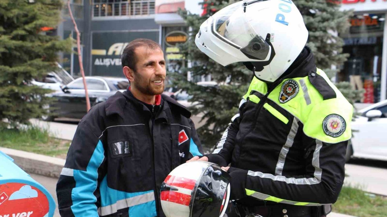 Hakkari’de motosikletlilere sıkı denetim