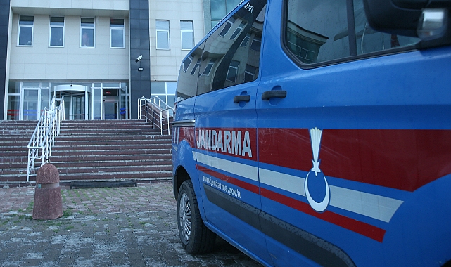 Kars'ta 1 kişinin öldüğü 1 kişinin yaralandığı bıçaklı kavgaya ilişkin tutuklama