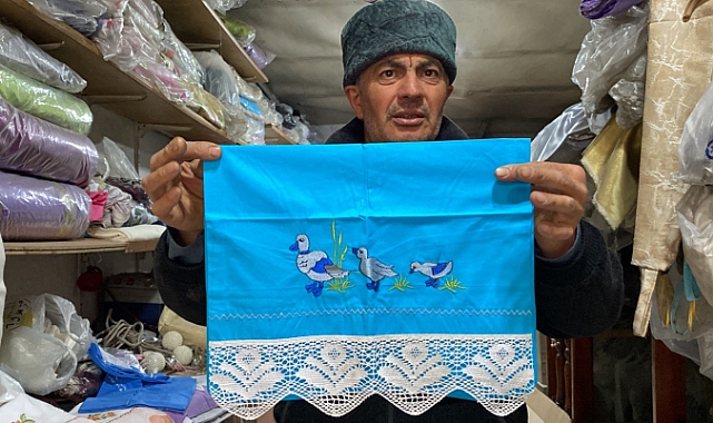 Kaz figürlü nostaljik yastıklar yeniden gün yüzüne çıkıyor