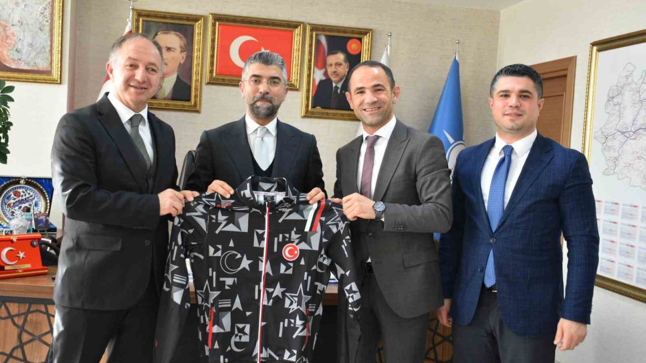 AK Parti İl Başkanı Av. İbrahim Küçükoğlu’na ziyaret