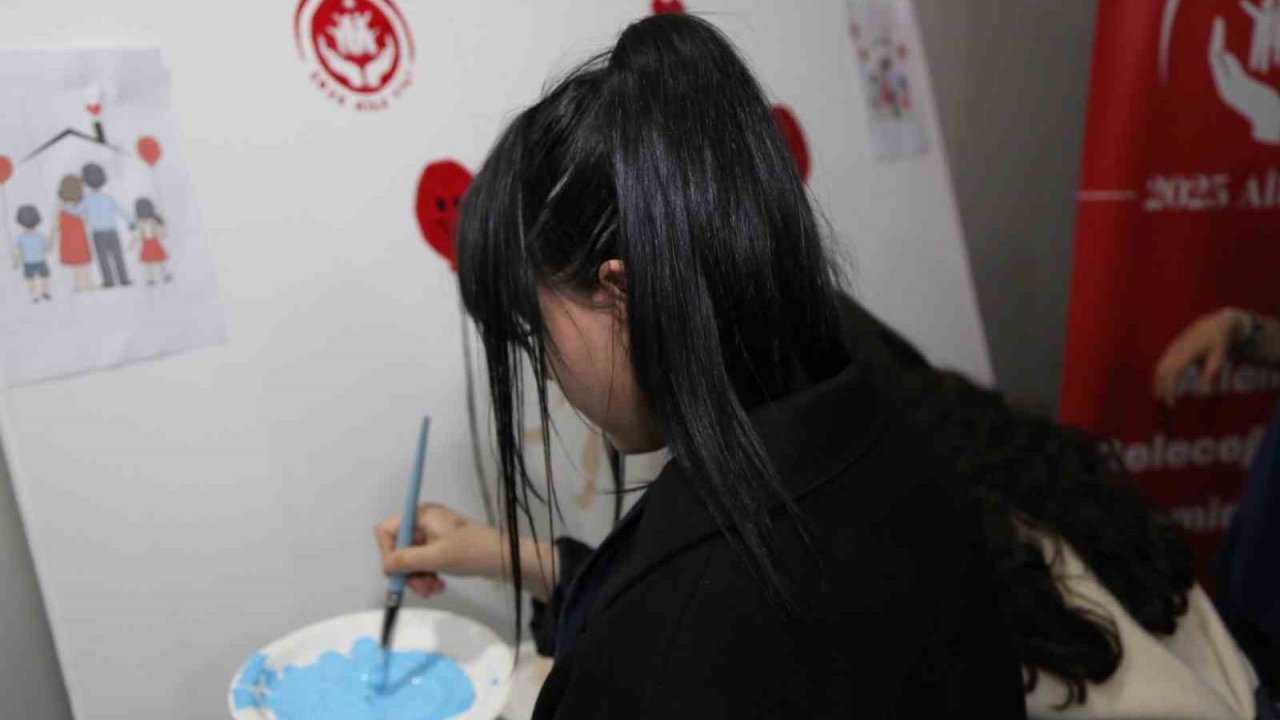 KUDAKAF’25’te aile yılı ruhu: Sanatla büyüyen çocuklar geleneksel sanatlarla buluştu