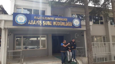 Bilezik siparişini sahibi gibi alarak kuyumcuyu dolandırdı