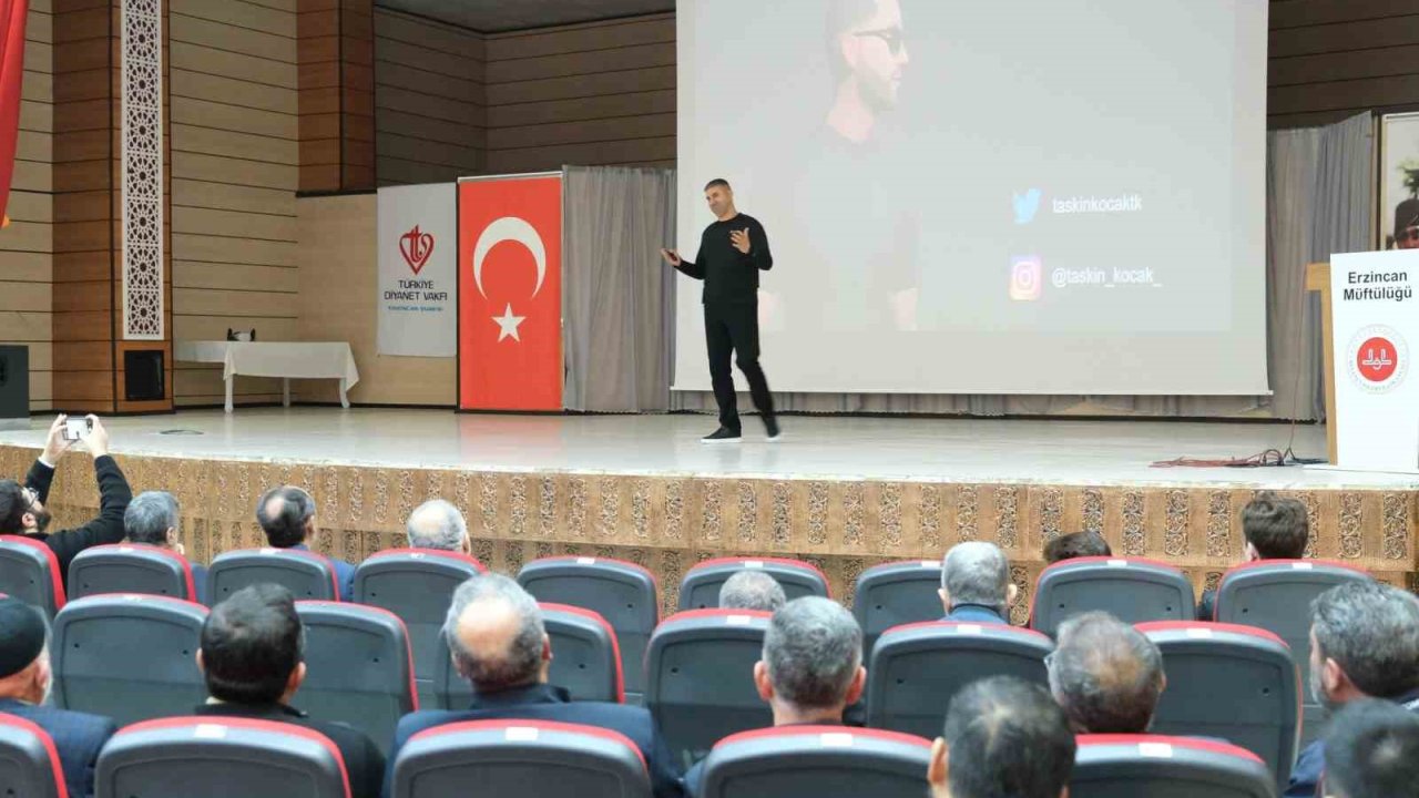 "Metaverse ve Yapay Zekâ ile Gelecek" konulu konferans düzenlendi