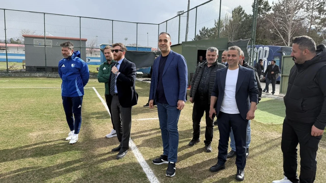 MHP İl Başkanı Yurdagül, Erzurumspor’a verilen cezalara tepki gösterdi