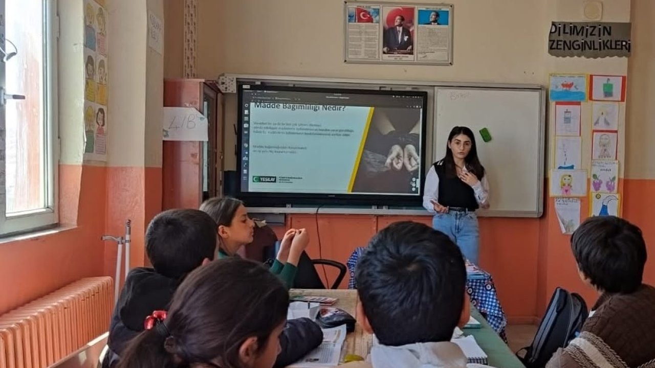 Minik öğrencilere madde bağımlılığı eğitimi verildi