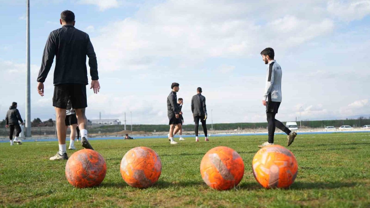 Muşspor, Tokat Belediye Plevne Spor maçı hazırlıklarını tamamladı