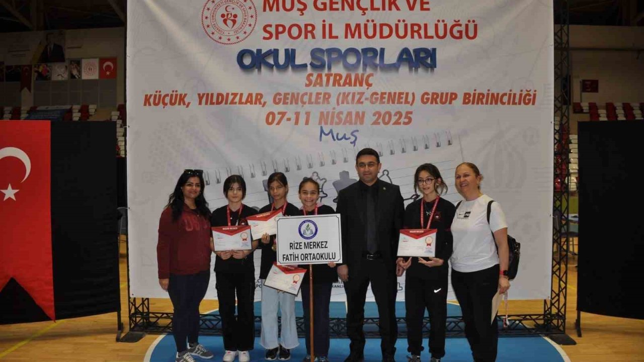 Muş’ta satranç turnuvası sona erdi