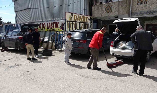 Van'daki oto lastikçilerde 'bahar' yoğunluğu