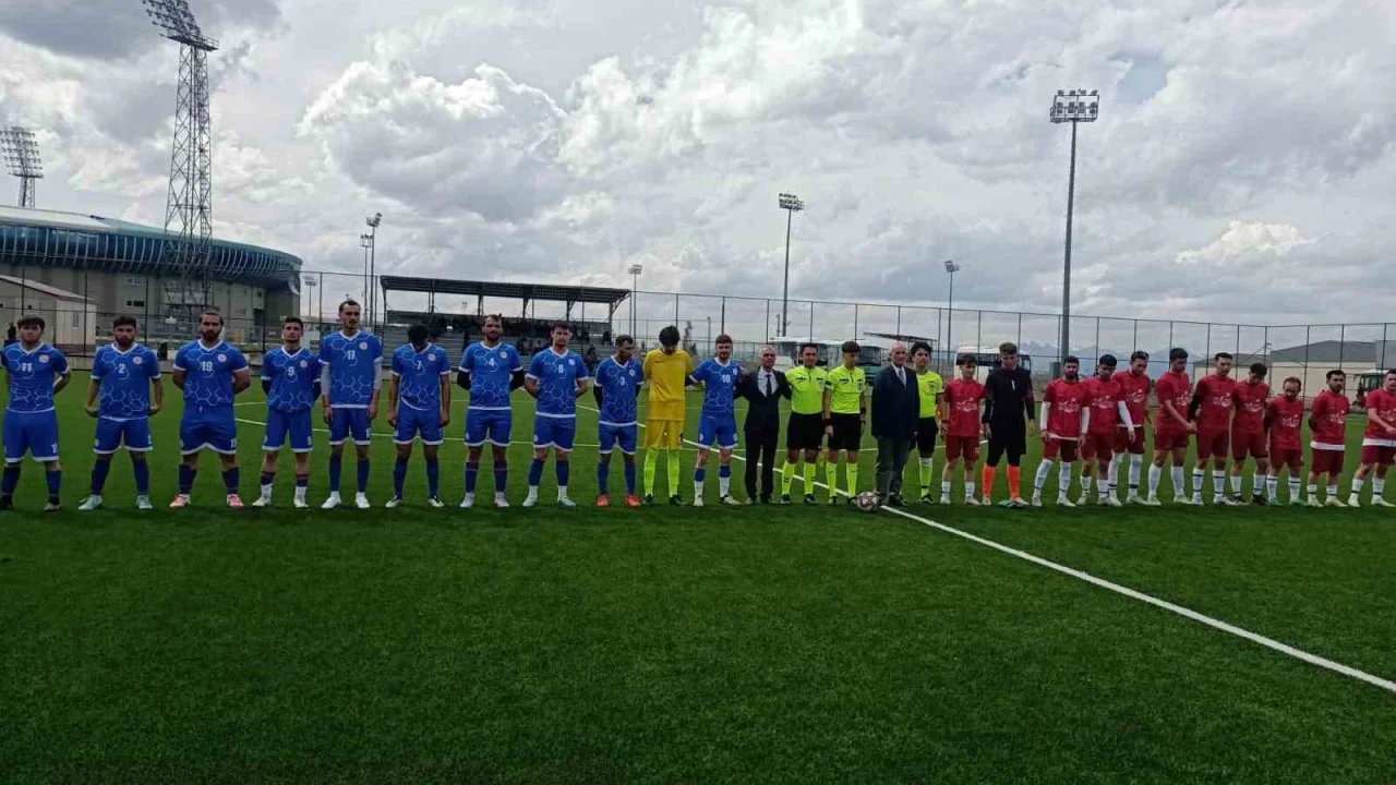 YURTLİG Futbol Bölge Finalleri Erzurum’da başladı