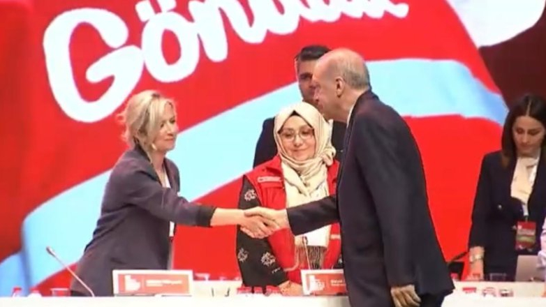 Kars’tan Kızılay Genel Kurulu’na anlamlı temsil