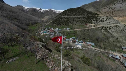 Sarı Gelin Şelalesi görenleri büyülüyor