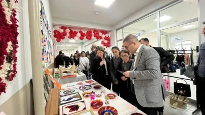 Kağızman’da resim ve teknoloji tasarım sergisi