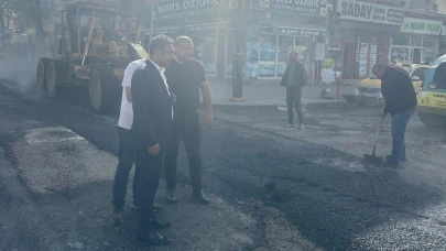 Kars’ta asfalt yama çalışmaları başladı