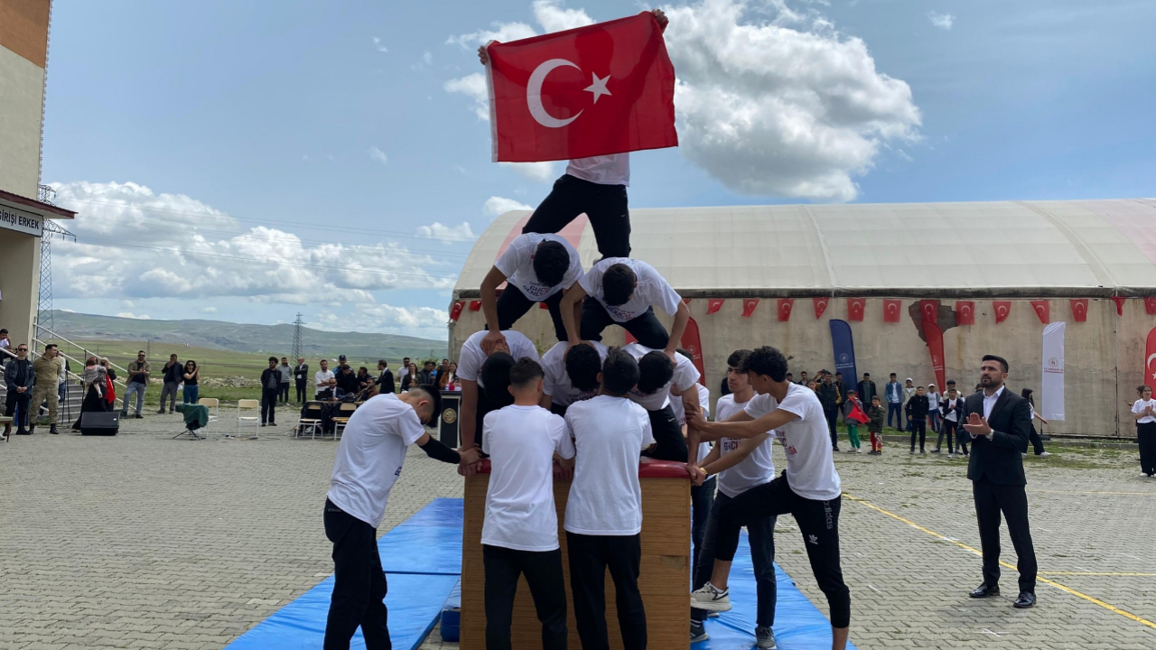 Arpaçay’da 19 Mayıs coşkusu