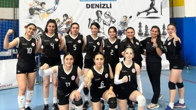 Kars KYK Voleybol takımı Türkiye 5’incisi oldu