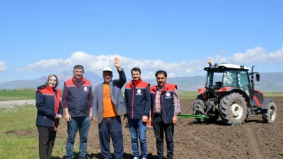 Ağrı’da devlet desteğiyle çiftçilere verilen tohumlar ekildi