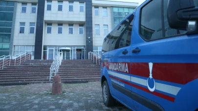 Kağızman'da 4 kişinin yaralandığı silahlı kavgaya ilişkin 5 zanlı tutuklandı
