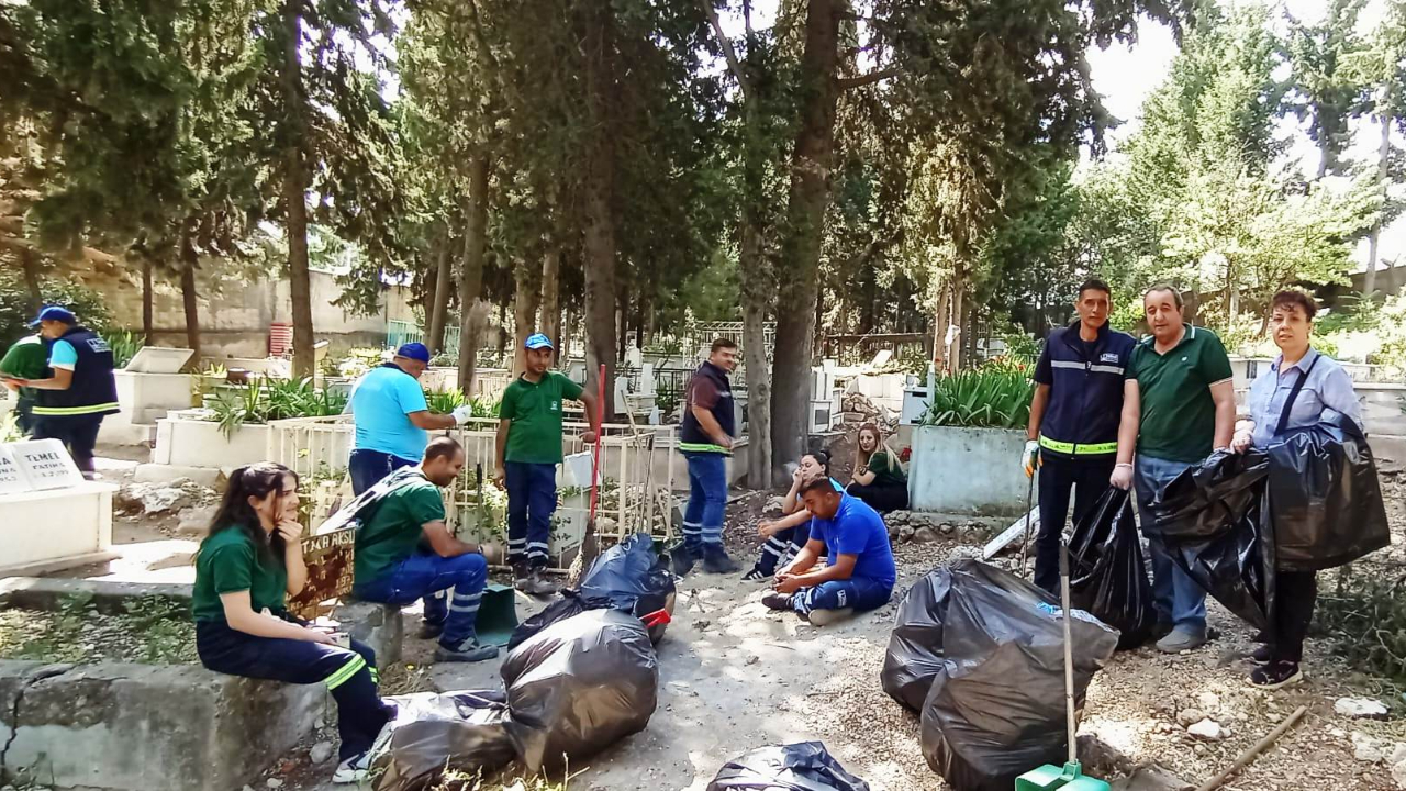 İzmir’de yaşayan Karslılardan anlamlı çalışma