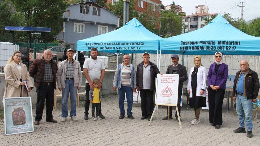 "Yanlış yapılan müdahele kenenin daha çok vücuda girmesine sebep olur"
