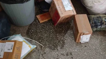 Ağrı PTT Kargo şubesinde su baskını: Önlem alınmadı, gönderiler zarar gördü