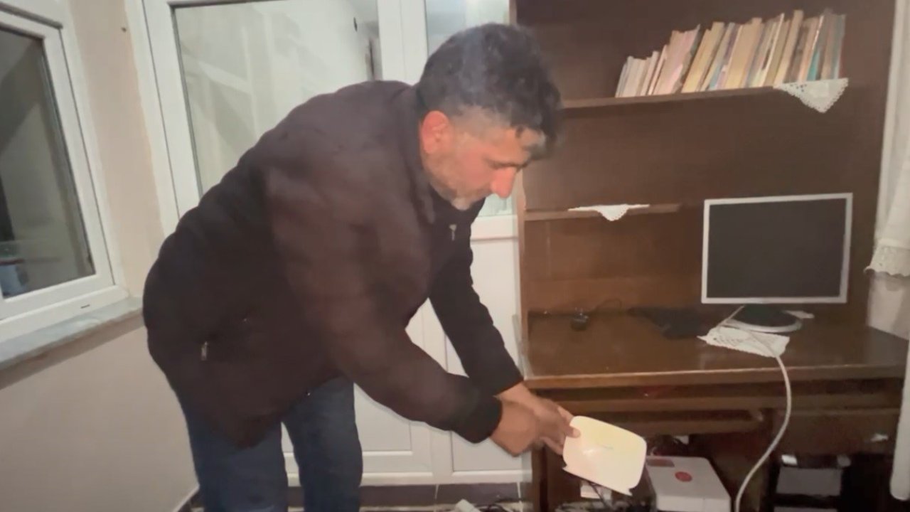 Akyaka’da dereler taştı, ahırları su bastı