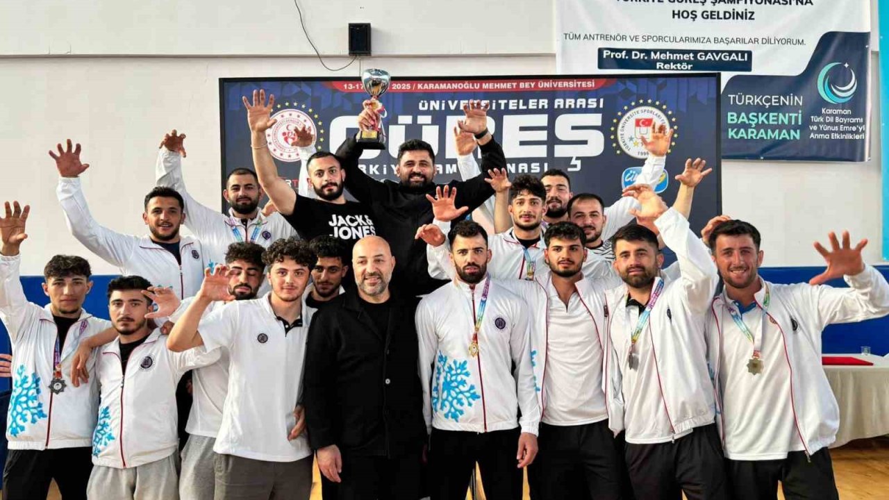 Atatürk Üniversitesi Güreş Takımı Serbest Stil A Klasmanda Türkiye Şampiyonu oldu