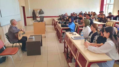 Sanatçı Faruk Kaleli, öğrencilerle buluştu