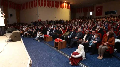 Büyükşehir’in aile eğitimi söyleşisi yoğun ilgi gördü