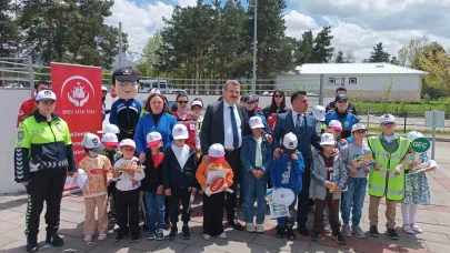 Erzurum'da çocuklara trafik eğitimi etkinliği düzenlendi