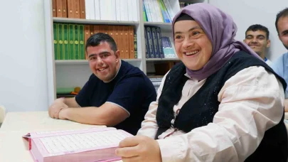 Kur’an-ı Kerim aşkı engel tanımadı