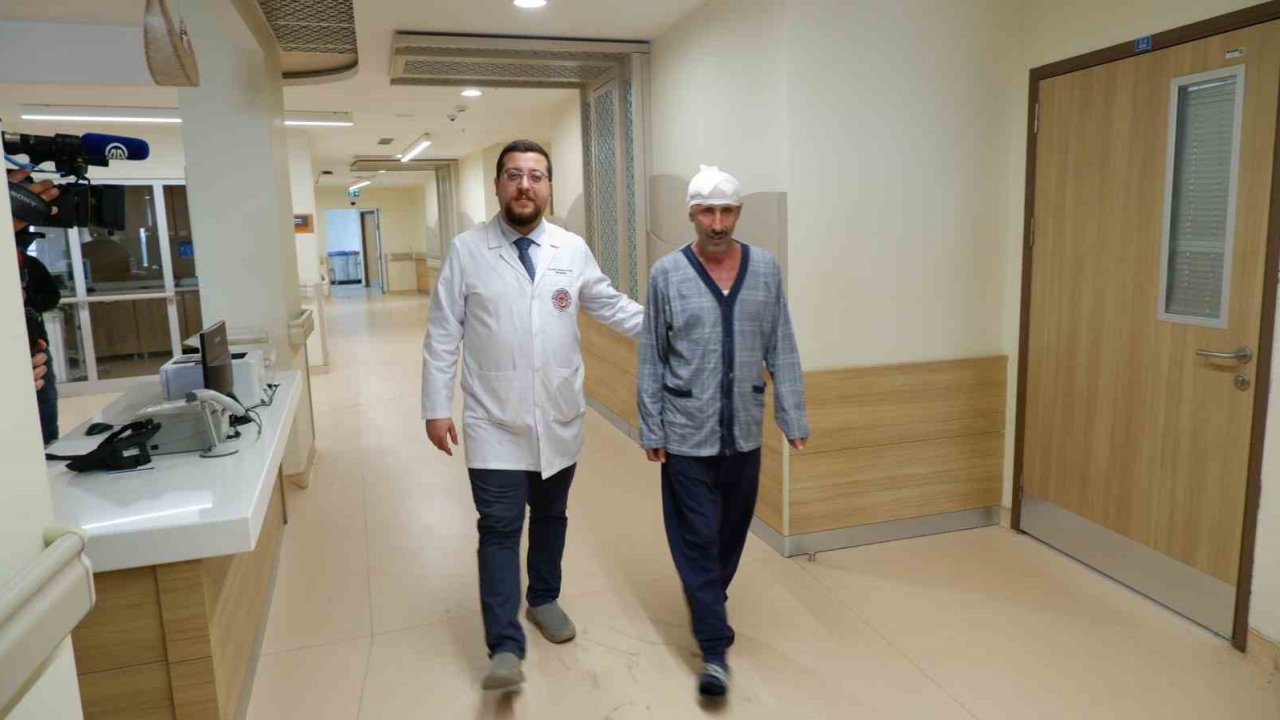 Erzurum Şehir Hastanesinde damar yumağı operasyonu
