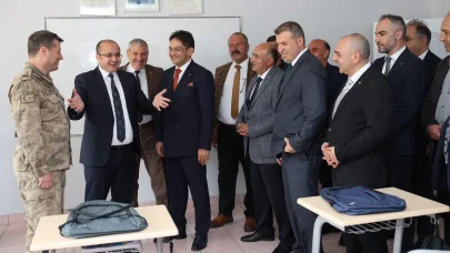 Erzurum Ticaret Borsası’ndan Şenkaya’ya eğitim ve ekonomiye yönelik destek ziyaretleri