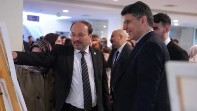 "Geleceğin ışığı çocuk ve ergen" temasıyla üçüncüsü düzenlenen psikoloji zirvesi" başladı