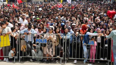 Iğdır’da 1 Mayıs Emek ve Dayanışma Günü coşkuyla kutlandı