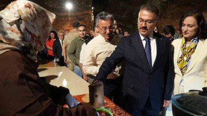 Tuz mağarasında Iğdır’ın yöresel lezzetleri ve coğrafi işaretli ürünleri tanıtıldı